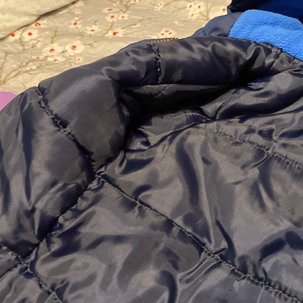 Oshkosh coat - Picture 4 of 4